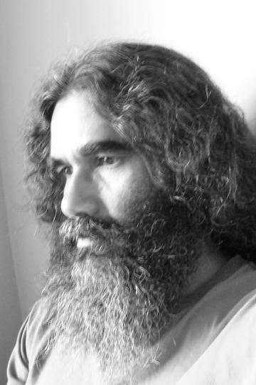 Carl Mohan Photo